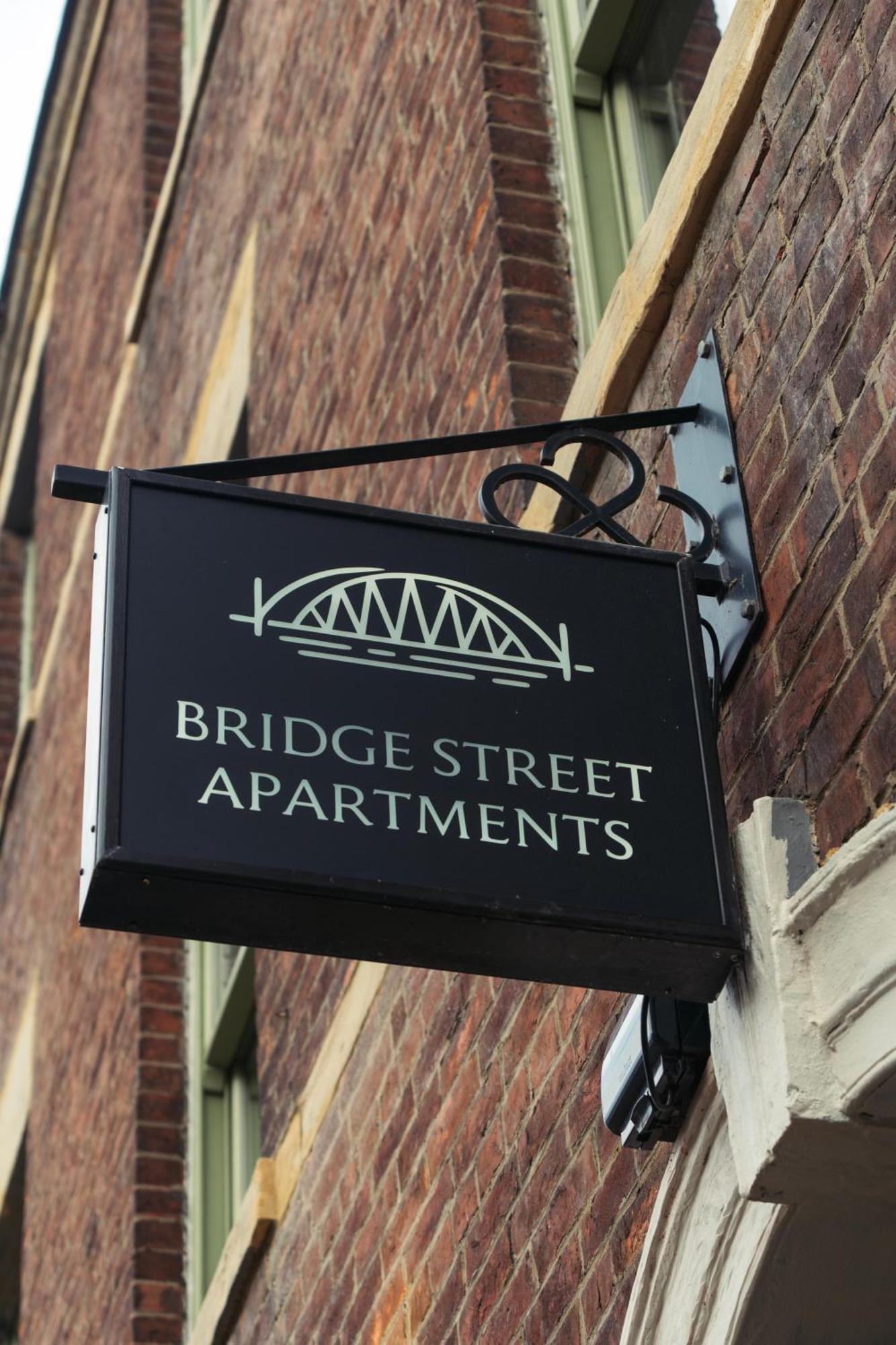 Magistrates Penthouse Suite - Town Centre Apartments With Spa 莫珀斯 外观 照片